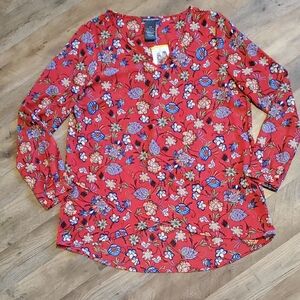 NWT Chelsea & Theodore Medium Red Floral Blouse